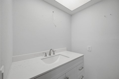Copropriété à vendre à New Port Richey, Floride: 2 chambres, 128.95 m2 № 2216627 - photo 19