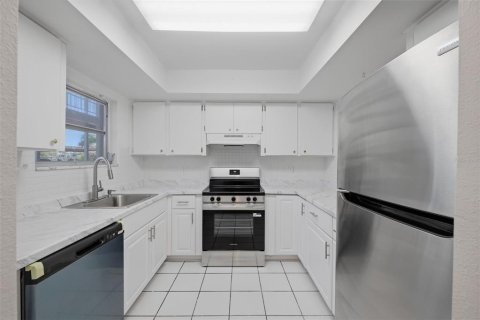 Copropriété à vendre à New Port Richey, Floride: 2 chambres, 128.95 m2 № 2216627 - photo 5