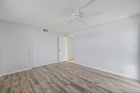 Copropriété à vendre à New Port Richey, Floride: 2 chambres, 128.95 m2 № 2216627 - photo 22
