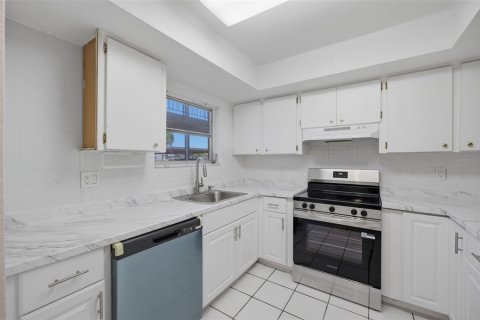 Copropriété à vendre à New Port Richey, Floride: 2 chambres, 128.95 m2 № 2216627 - photo 6