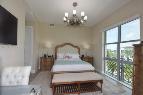 Condo in Lauderdale-by-the-Sea, Florida, 2 bedrooms  № 1728501 - photo 19
