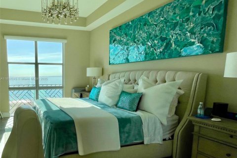 Condo in Lauderdale-by-the-Sea, Florida, 2 bedrooms  № 1728501 - photo 10