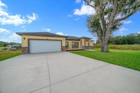 Casa en Dunnellon, Florida 3 dormitorios, 166.67 m2 № 2295031