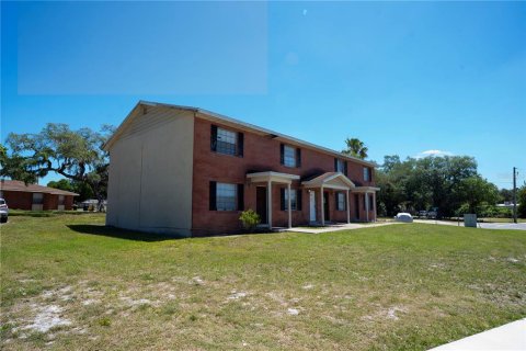 Immobilier commercial à vendre à Auburndale, Floride: 8 chambres, 404.31 m2 № 2303228 - photo 3