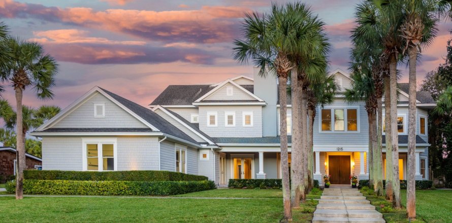 House in Atlantic Beach, Florida 6 bedrooms, 627.74 sq.m. № 859547