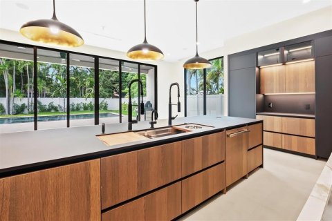 Villa ou maison à vendre à Fort Lauderdale, Floride: 4 chambres, 436.08 m2 № 2082231 - photo 12