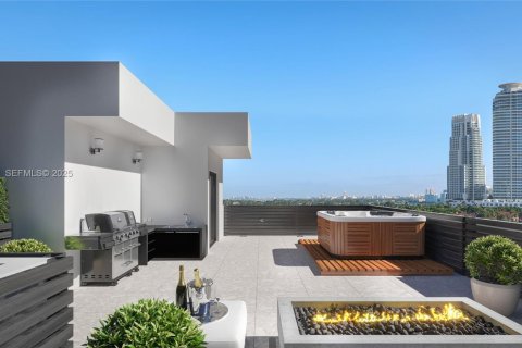 Adosado en venta en Pompano Beach, Florida, 3 dormitorios № 2059875 - foto 18