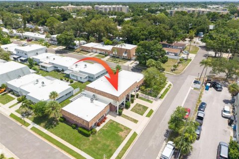 Condominio en venta en Largo, Florida, 2 dormitorios, 125.79 m2 № 2196815 - foto 4