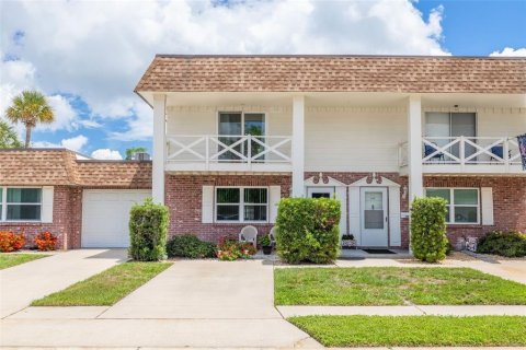 Condominio en venta en Largo, Florida, 2 dormitorios, 125.79 m2 № 2196815 - foto 7