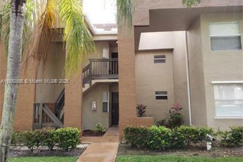 Condo in Pembroke Pines, Florida, 1 bedroom  № 1931981 - photo 11
