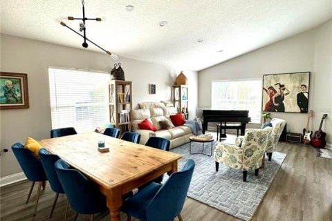 House in Orlando, Florida 3 bedrooms, 180.97 sq.m. № 1648786 - photo 13