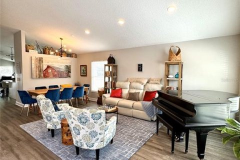 House in Orlando, Florida 3 bedrooms, 180.97 sq.m. № 1648786 - photo 15
