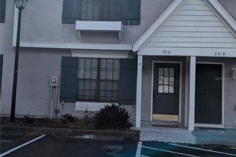 Townhouse in Brandon, Florida 2 bedrooms, 101.08 sq.m. № 1609725 - photo 1