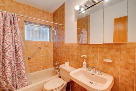 Condominio en venta en Miami Beach, Florida № 1992494 - foto 9