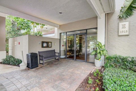 Condominio en alquiler en Delray Beach, Florida, 2 dormitorios, 108.6 m2 № 1121281 - foto 1