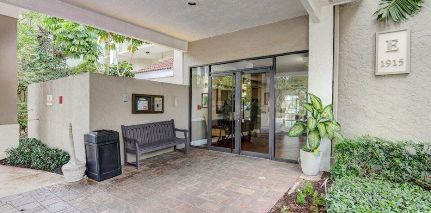 Condominio en Delray Beach, Florida, 2 dormitorios № 1121281
