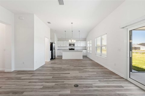 Casa en alquiler en The Villages, Florida, 3 dormitorios, 131.83 m2 № 1553708 - foto 8