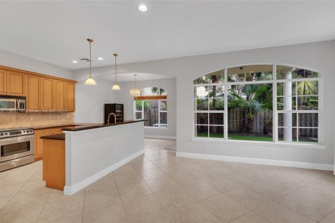Townhouse in Fort Lauderdale, Florida 3 bedrooms, 232.44 sq.m. № 1928085 - photo 16