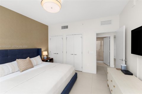 Copropriété à vendre à Miami Beach, Floride: 1 chambre, 76.18 m2 № 2000030 - photo 12