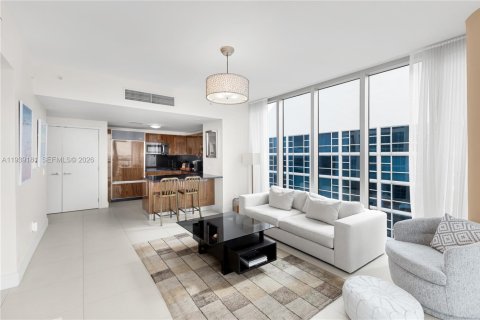 Copropriété à vendre à Miami Beach, Floride: 1 chambre, 76.18 m2 № 2000030 - photo 3