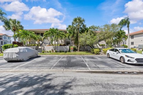 Condo in Tarpon Springs, Florida, 2 bedrooms № 2386228