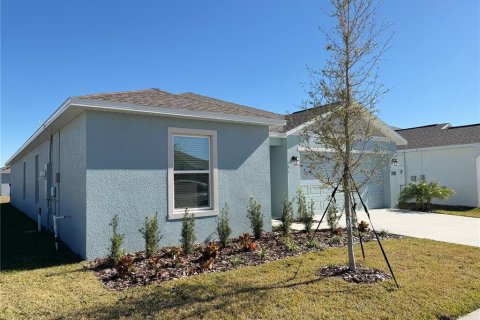 Casa en alquiler en Eagle Lake, Florida, 4 dormitorios, 201.97 m2 № 2210581 - foto 3