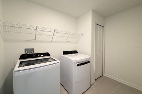 Casa en alquiler en Eagle Lake, Florida, 4 dormitorios, 201.97 m2 № 2210581 - foto 18