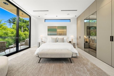 Villa ou maison à vendre à Miami Beach, Floride: 3 chambres, 236.25 m2 № 2409566 - photo 23