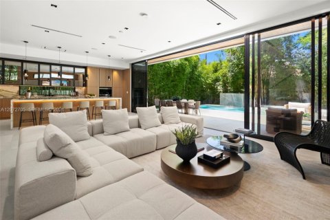 Villa ou maison à Miami Beach, Floride 3 chambres, 236.25 m2 № 2409566