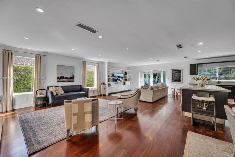 Дом в Корал-Гейблс, Флорида 3 спальни, 157.75м2 № 2005524