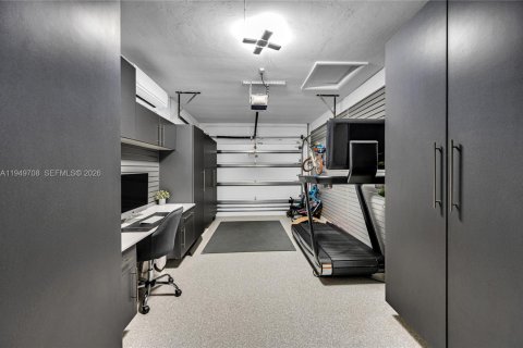 Купить виллу или дом в Корал-Гейблс, Флорида 3 спальни, 157.75м2, № 2005524 - фото 17