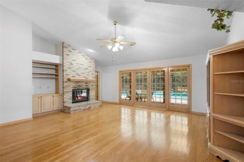 Villa ou maison à vendre à DeLand, Floride: 3 chambres, 212.37 m2 № 1749326 - photo 13