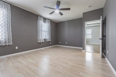 Casa en venta en Wesley Chapel, Florida, 3 dormitorios, 148.27 m2 № 1905632 - foto 16