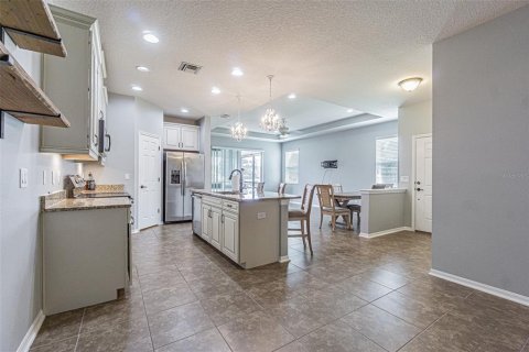 Casa en venta en Wesley Chapel, Florida, 3 dormitorios, 148.27 m2 № 1905632 - foto 3