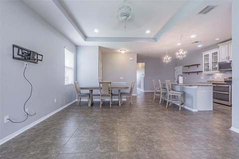Casa en venta en Wesley Chapel, Florida, 3 dormitorios, 148.27 m2 № 1905632 - foto 8