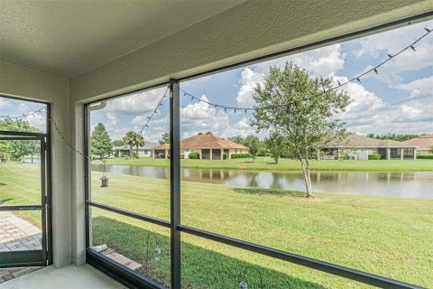 Casa en venta en Wesley Chapel, Florida, 3 dormitorios, 148.27 m2 № 1905632 - foto 5