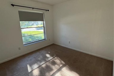 House in Brandon, Florida 3 bedrooms, 107.95 sq.m. № 2377996 - photo 19