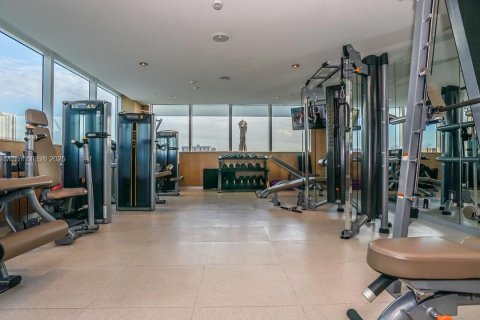 Condo in Sunny Isles Beach, Florida, 3 bedrooms  № 1880247 - photo 23