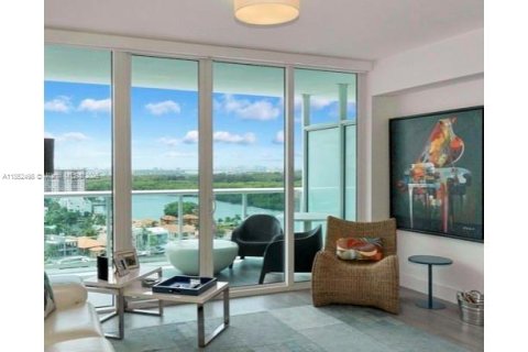 Condo in Sunny Isles Beach, Florida, 3 bedrooms  № 1880247 - photo 3
