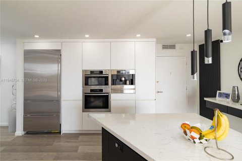 Снять в аренду кондоминиум в Халландейл-Бич, Флорида 2 спальни, 108.23м2, № 2004816 - фото 4