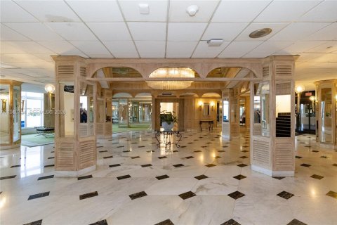 Снять в аренду кондоминиум в Халландейл-Бич, Флорида 2 спальни, 108.23м2, № 2004816 - фото 18