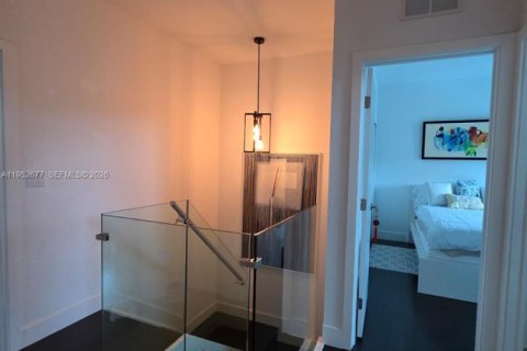 Adosado en alquiler en Doral, Florida, 3 dormitorios, 190.36 m2 № 2008568 - foto 5