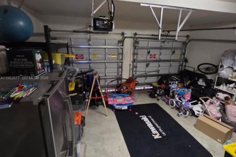 Adosado en alquiler en Doral, Florida, 3 dormitorios, 190.36 m2 № 2008568 - foto 20