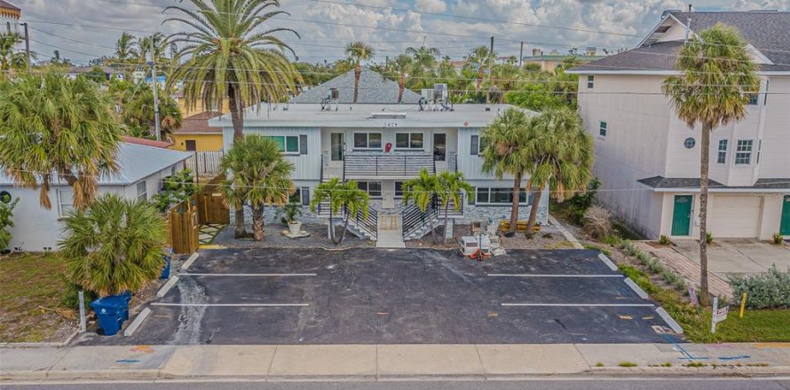 Studio in the Condo in Saint Pete Beach, Florida № 2118943