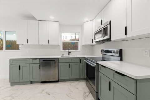 Studio in the Condo in Saint Pete Beach, Florida № 2118943 - photo 20