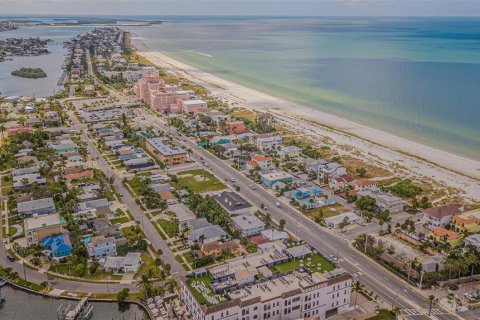 Studio in the Condo in Saint Pete Beach, Florida № 2118943 - photo 6