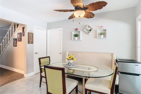 Casa en venta en Tampa, Florida, 4 dormitorios, 157.93 m2 № 2334235 - foto 21