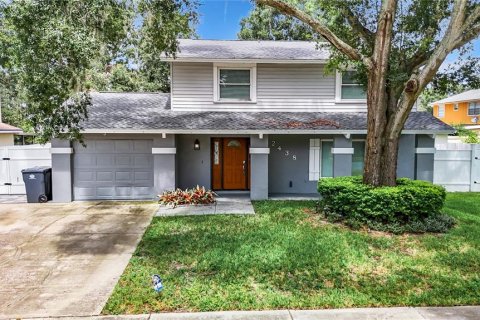 Casa en venta en Tampa, Florida, 4 dormitorios, 157.93 m2 № 2334235 - foto 4