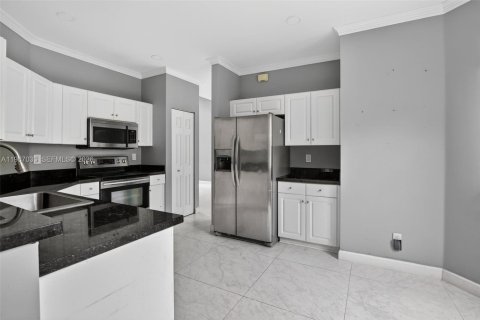 Купить виллу или дом в Дейви, Флорида 4 спальни, 205.87м2, № 2030476 - фото 13