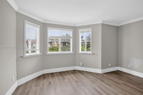 Купить виллу или дом в Дейви, Флорида 4 спальни, 205.87м2, № 2030476 - фото 24